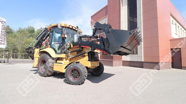 Экскаватор-погрузчик Профессионал PB 388T